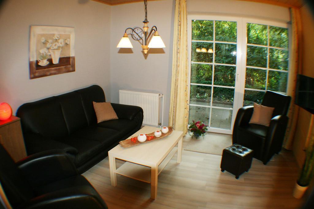 Ferienwohnung Lueneburger Heide シュネーヴァーディンゲン エクステリア 写真